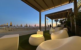 Hotel Nizza Frontemare