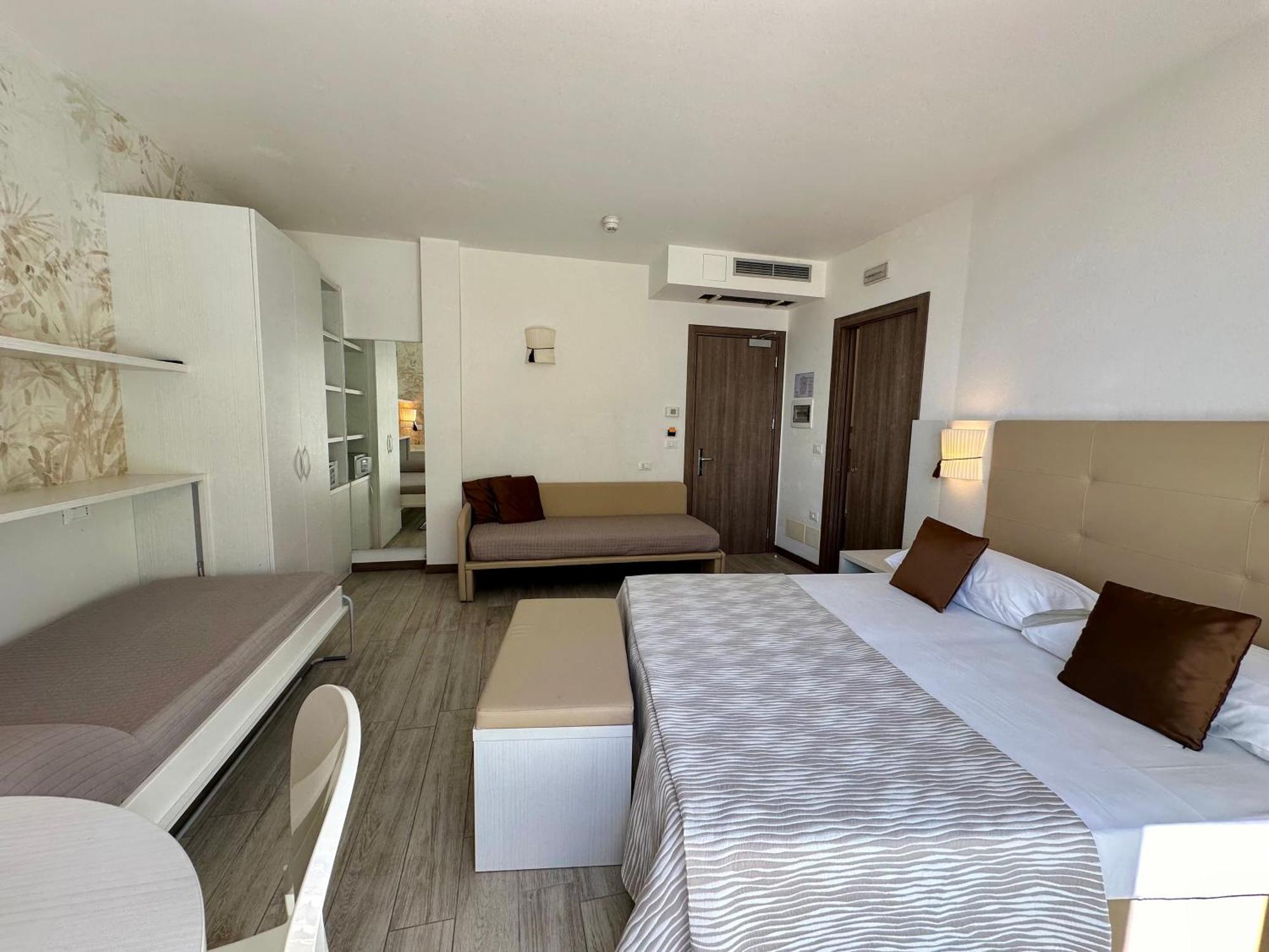 Hotel Nizza Frontemare Lido di Jesolo Camera foto
