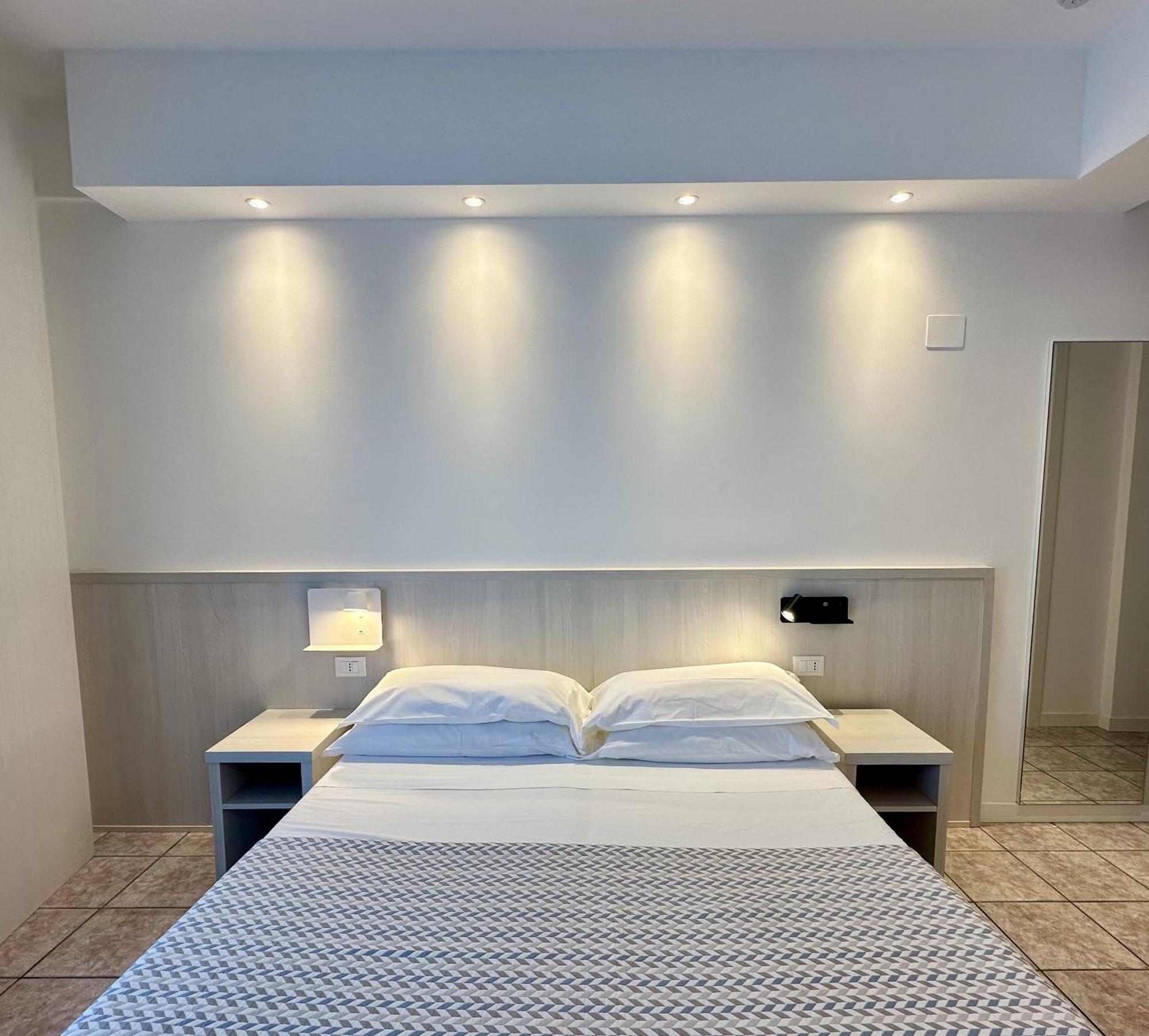 Hotel Nizza Frontemare Lido di Jesolo Camera foto